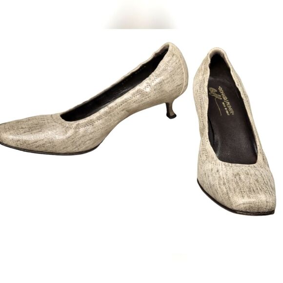 Donald Pliner Kitten Heel Square Toe Leather Metallic Gray Silver Old Money 8.5‎ - Picture 1 of 16
